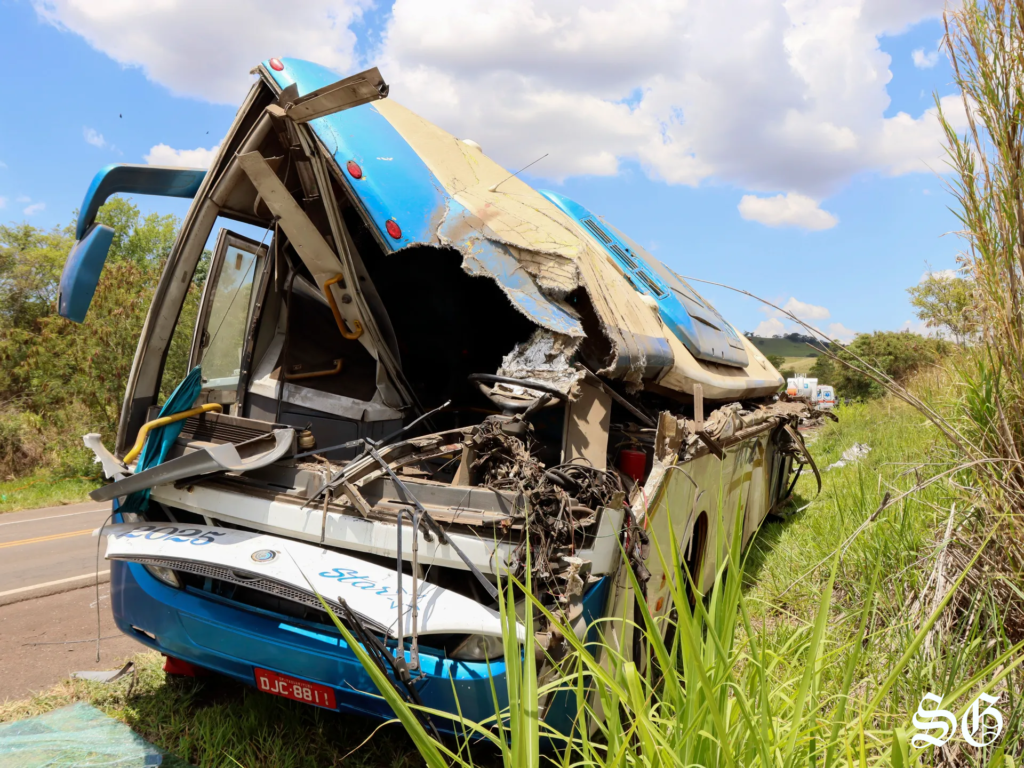 Over 30 Killed in Fiery Bus and Truck Crash in Brazil