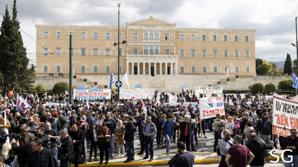 Tens of Thousands Protest in Athens Over 2023 Train Crash Tragedy 1 Tens of Thousands Protest in Athens Over 2023 Train Crash Tragedy