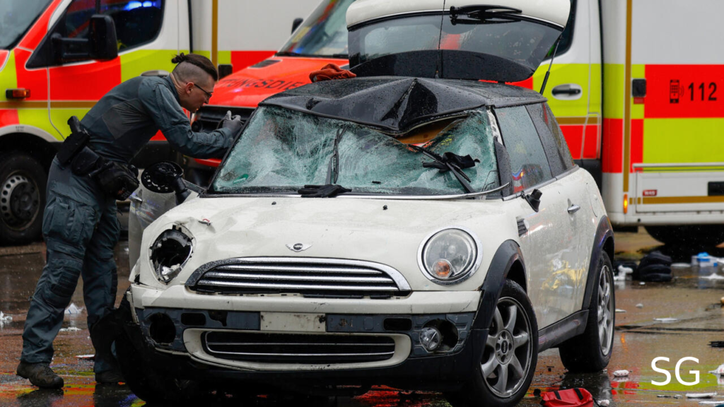 Munich Car-Ramming Attack: Mother and Child Killed, Dozens Injured 1 Munich Car-Ramming Attack: Mother and Child Killed, Dozens Injured