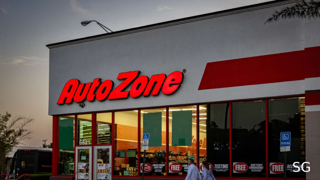 AutoZone Misses Q2 Revenue Estimates Amid Consumer Pullback and Tariff Concerns