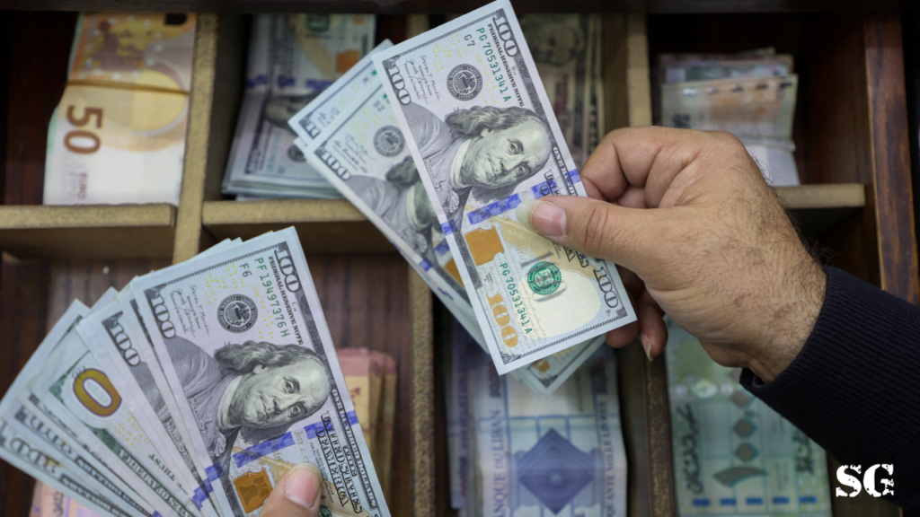 Dollar Firms as Markets Await US Tariff Announcement 1 Dollar Firms as Markets Await US Tariff Announcement
